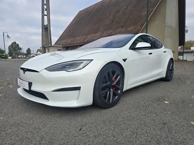 Tesla Model S Plaid 1020 CV EAP TVA apparente