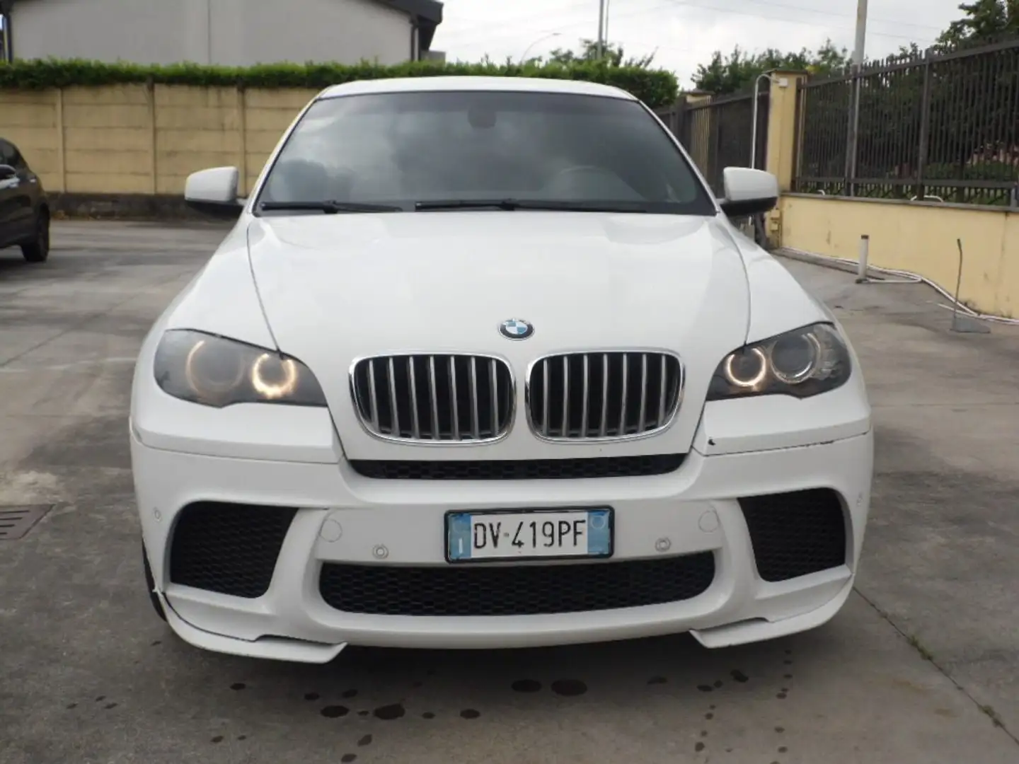 BMW X6 xDrive35d Futura Weiß - 2