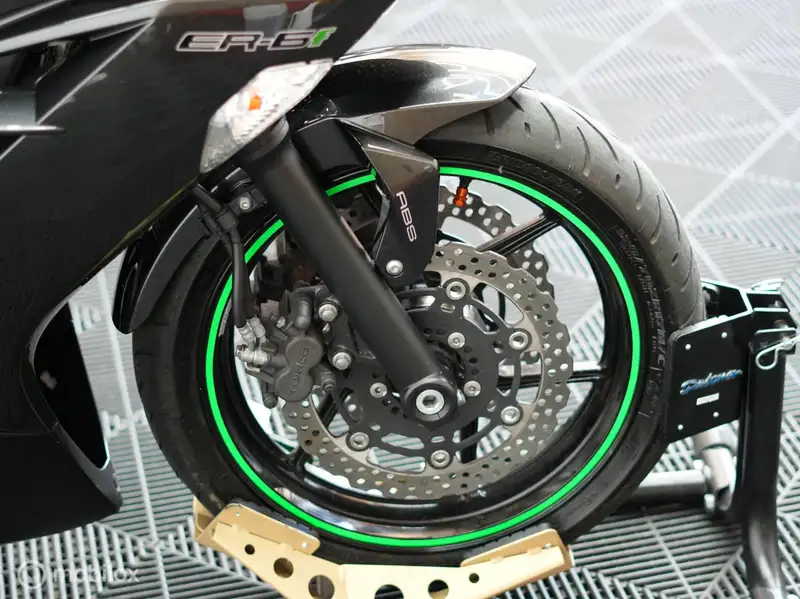 Kawasaki ER-6f - foto 8