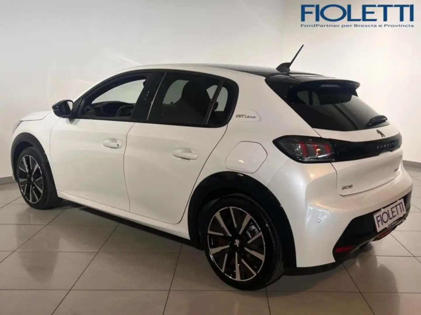 Peugeot 208 2ª SERIE PURETECH 100 STOP&START 5 PORTE GT LINE Blanc - 2