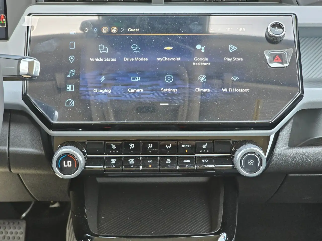 Chevrolet Bolt снимка Chevrolet Bolt