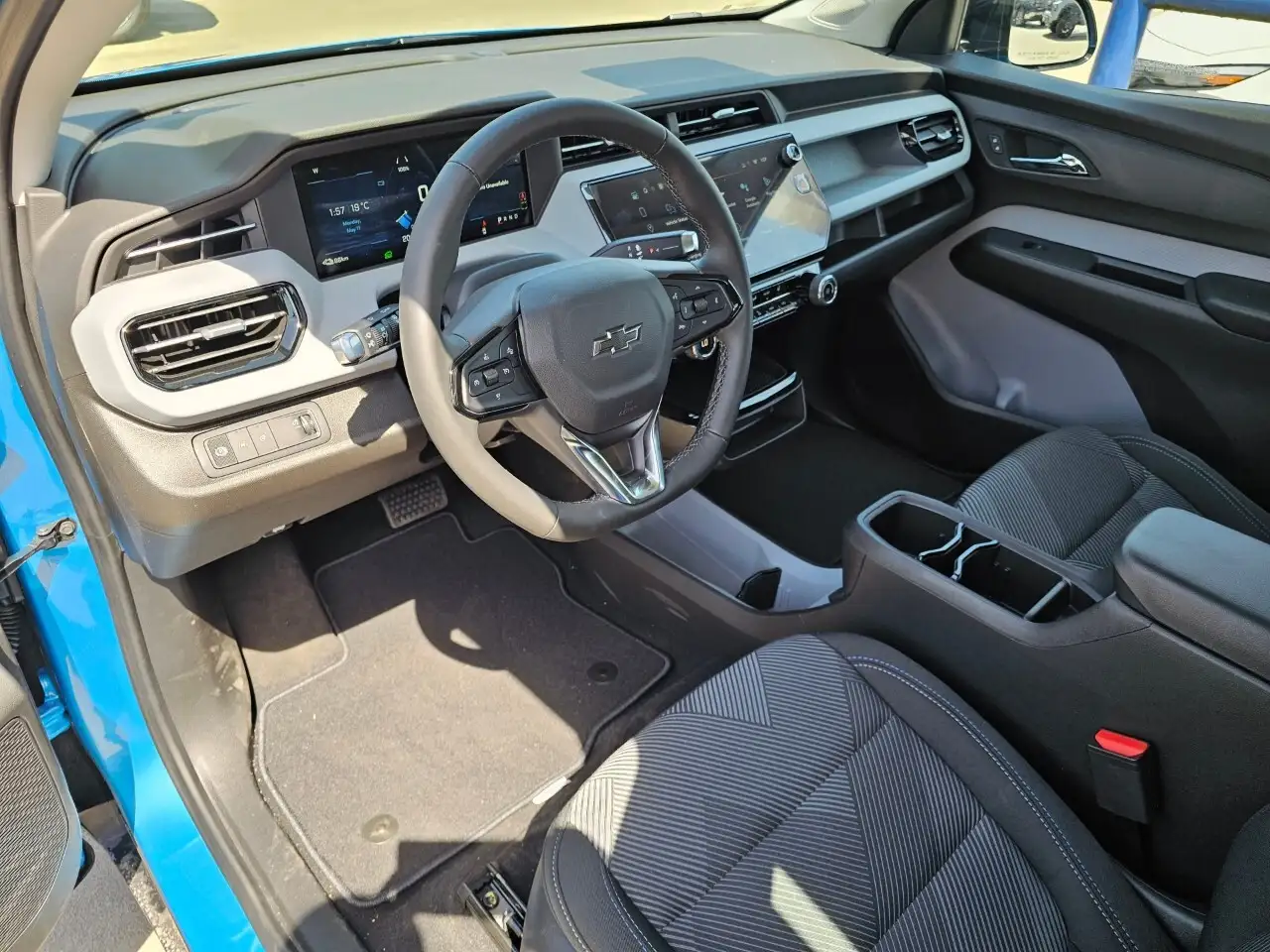 Chevrolet Bolt снимка Chevrolet Bolt