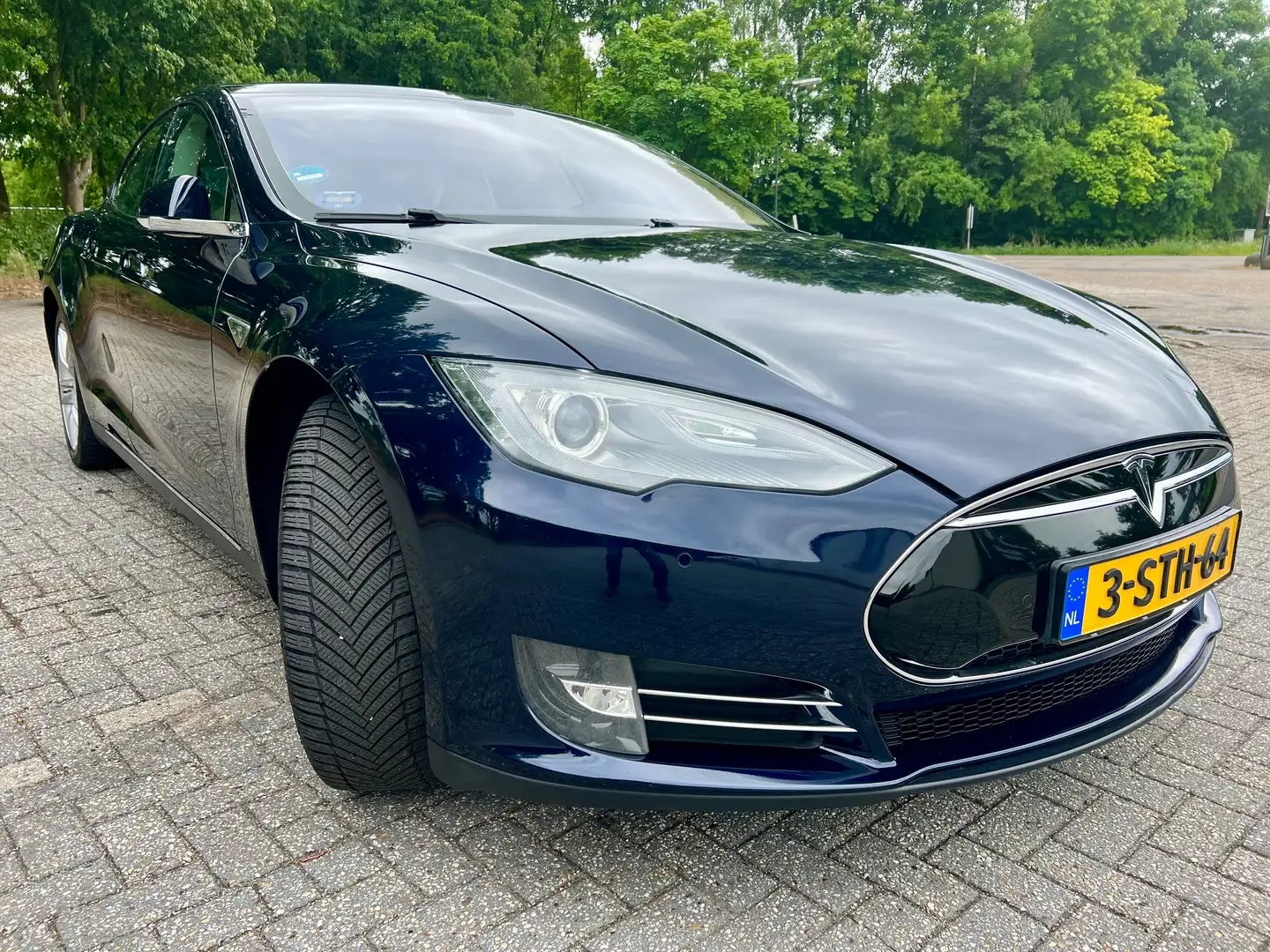Tesla Model S Model S 85 Base Blauw - 2