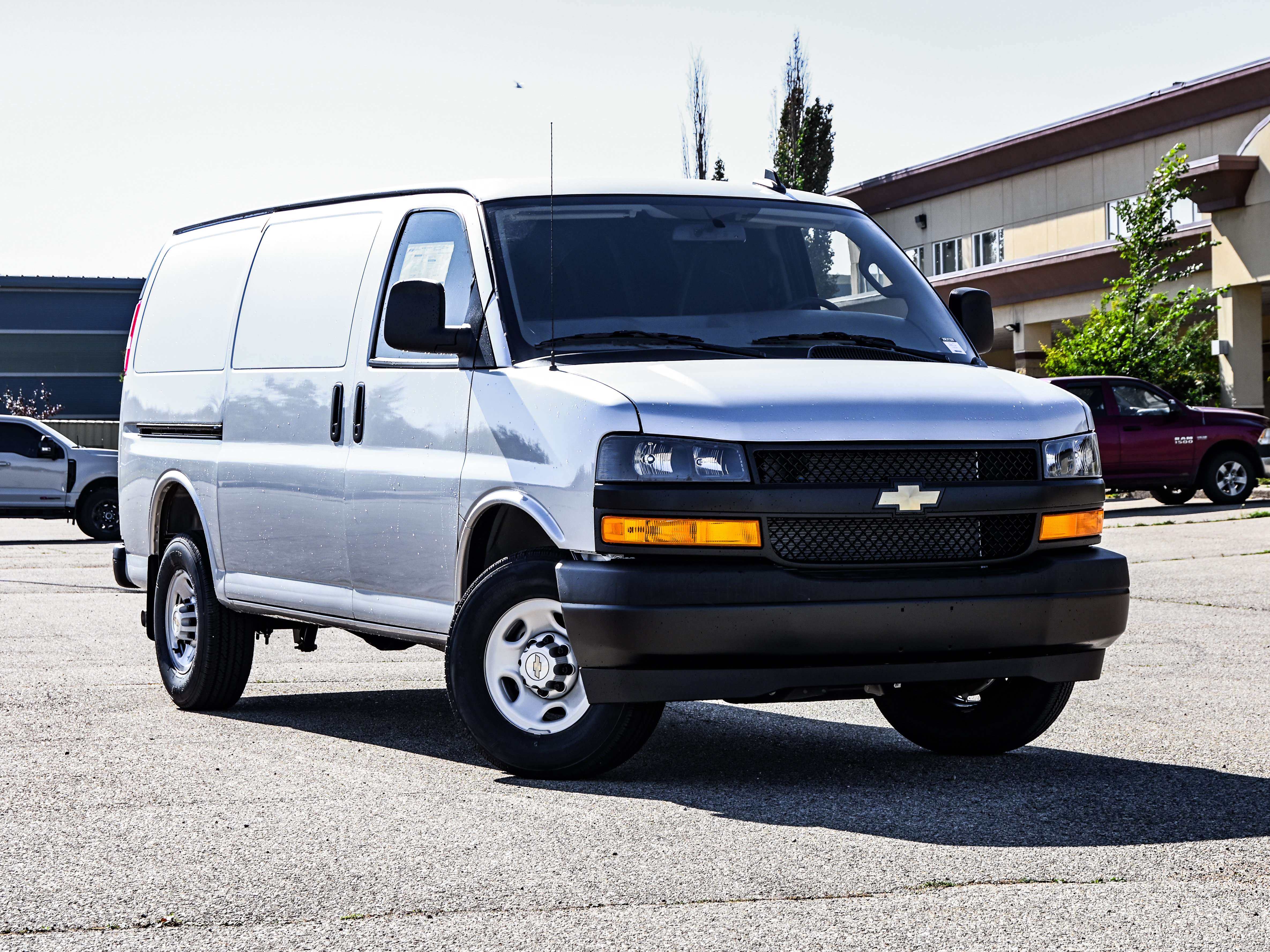 2025 Chevrolet Express 2500 Cargo Van