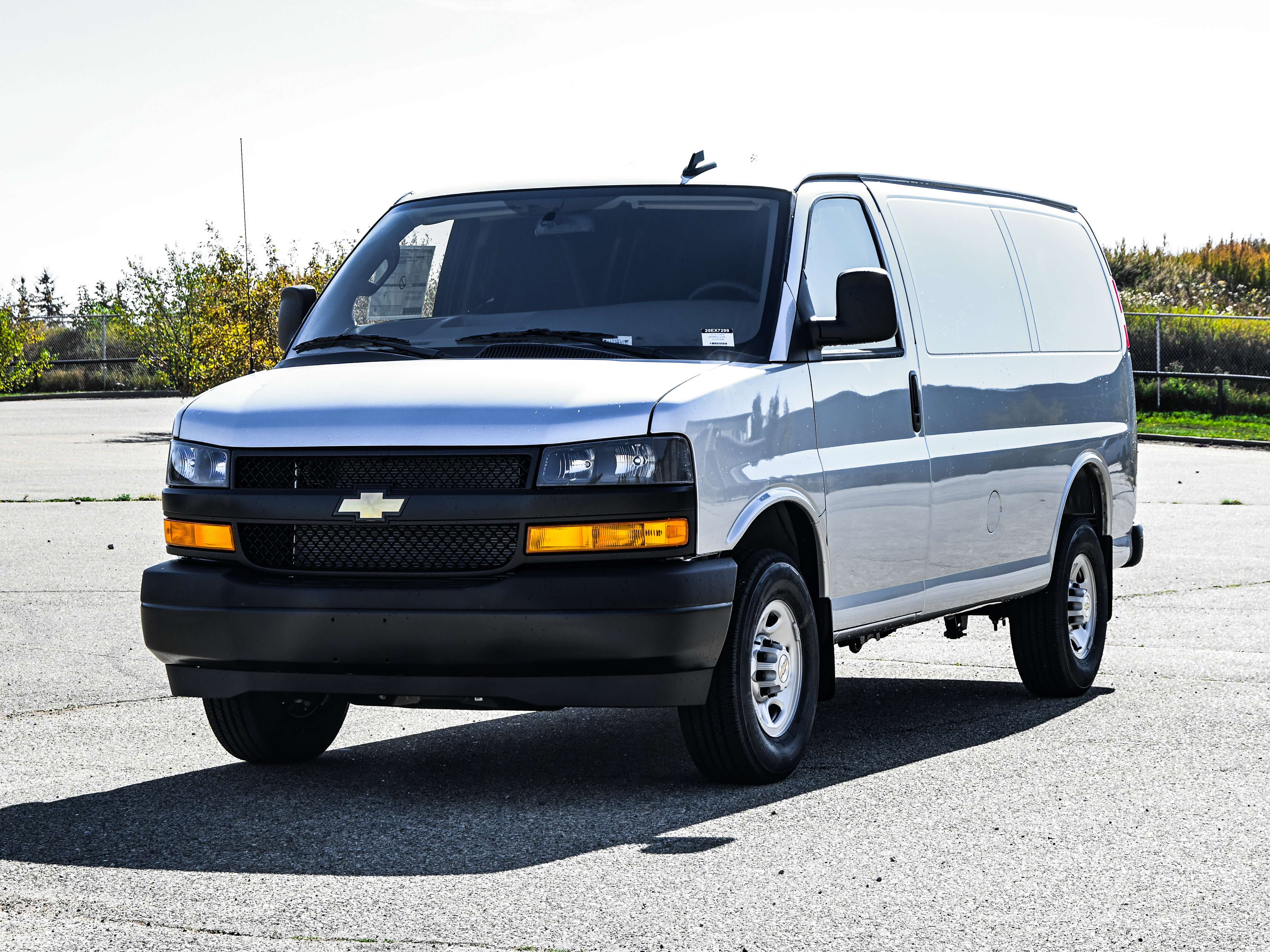 2025 Chevrolet Express 2500 Cargo Van