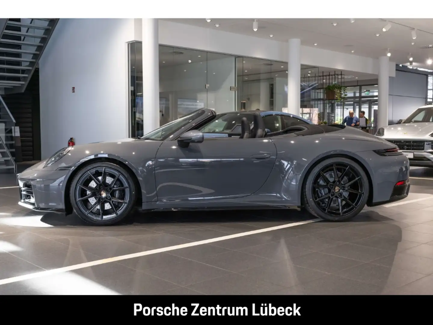 Porsche 992 911 Carrera T Cabrio Sportabgas HA-Lenkung Gris - 2