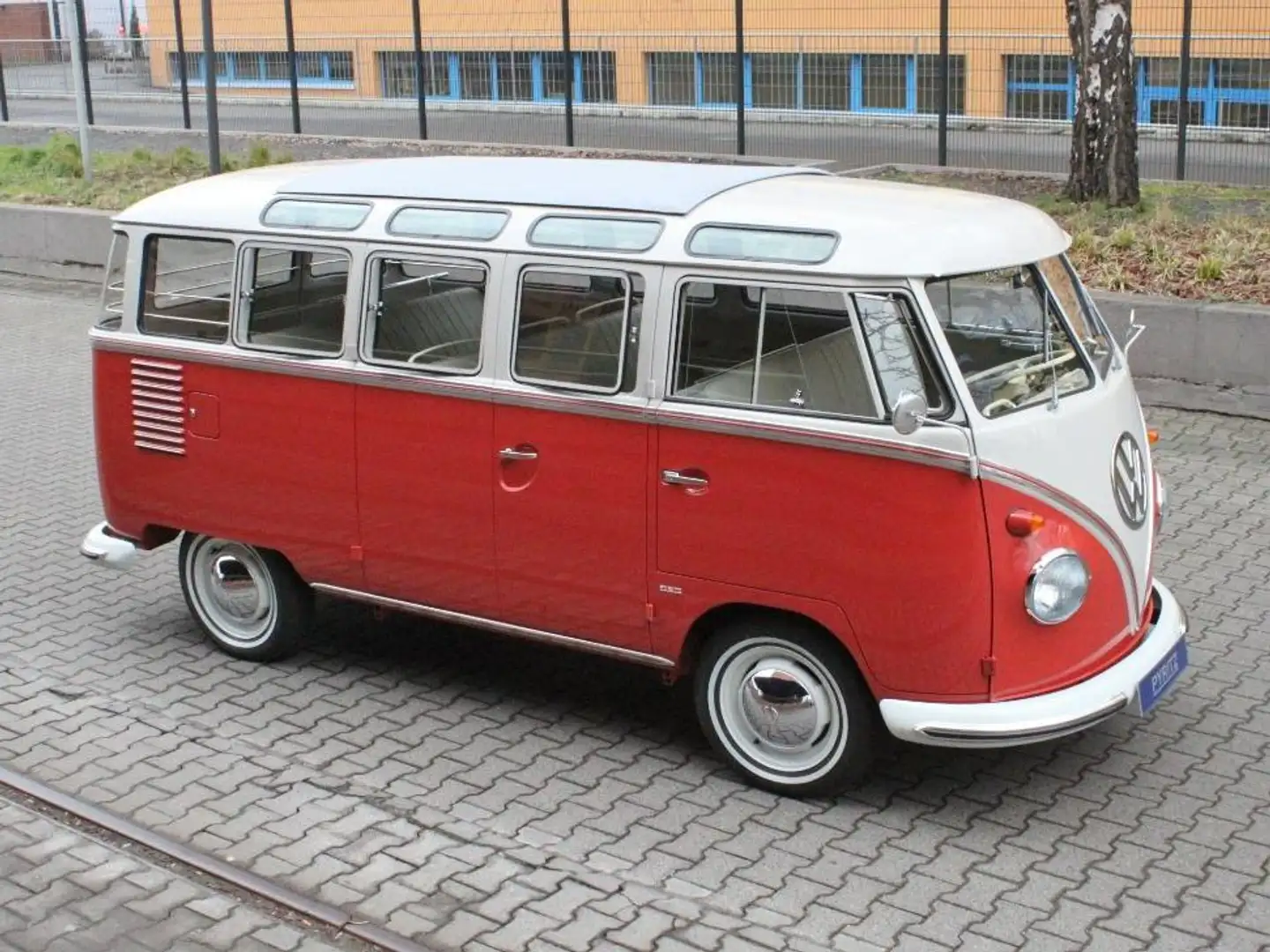 Volkswagen T1 Sambabus Typ 241 crvena - 2