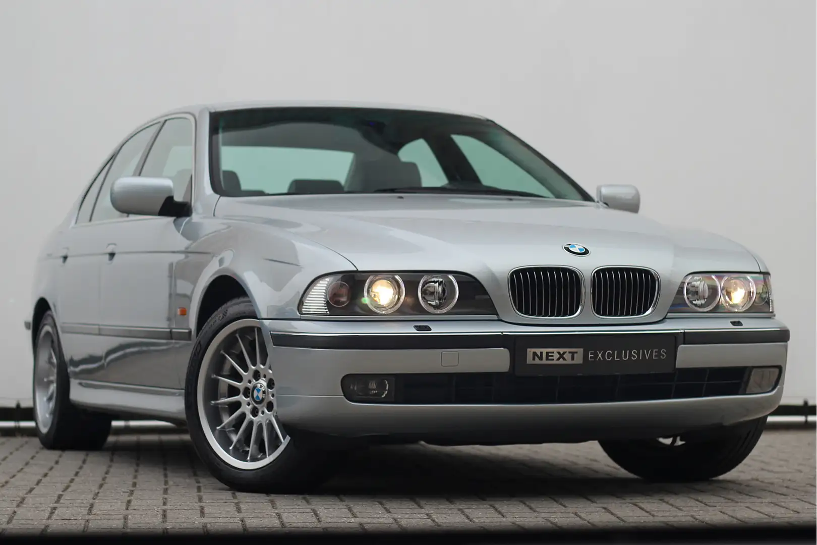 BMW 540 5-serie 540i Executive | BTW | Nieuwstaat Zilver - 1