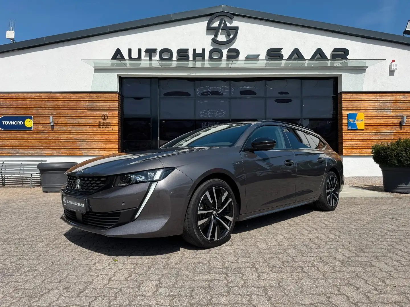 Peugeot 508 SW Hybrid 225 GT/NAVI/SCHIEBEDACH/AUTOMATIK Grau - 1