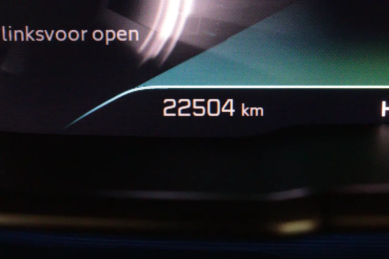 Peugeot 3008 1.6 HYbrid 225 Allure | NAVI | CLIMA | CAMERA + PD 16