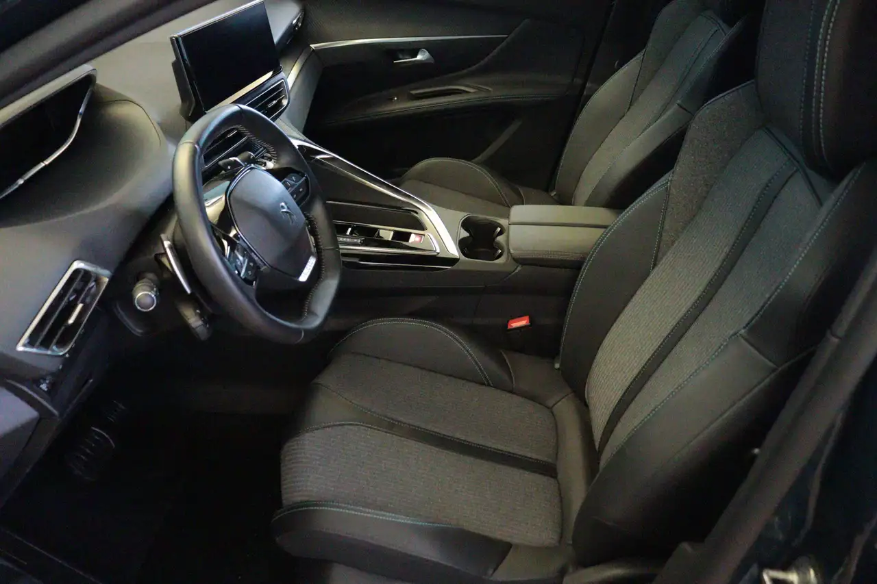 Peugeot 3008 1.6 HYbrid 225 Allure | NAVI | CLIMA | CAMERA + PD 5
