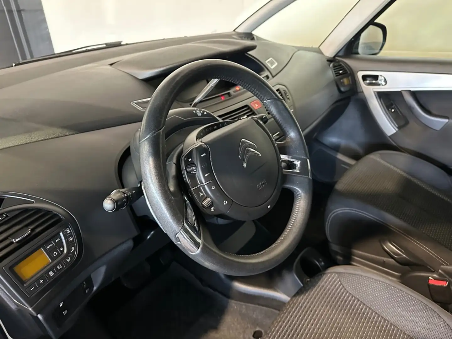 Citroen C4 1.6 THP COLLECTION 7PERSOONS AUTOMAAT CLIMA TREKHA Negro - 2