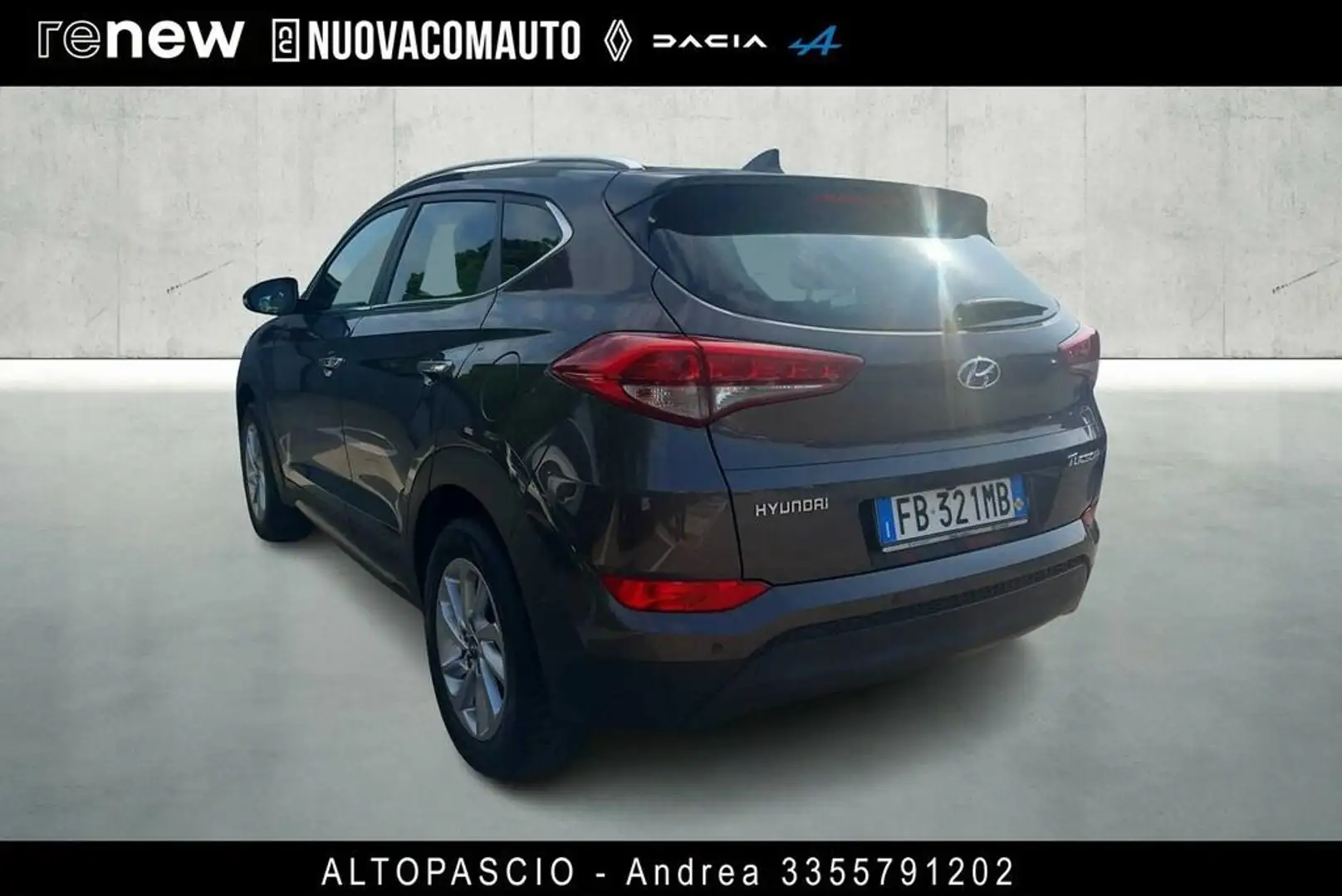 Hyundai TUCSON 1.7 crdi Xpossible 2wd 115cv Beige - 2