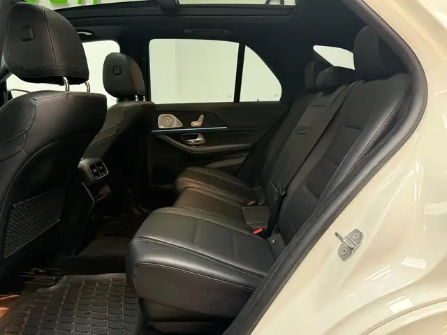 Mercedes-Benz Gle view 14