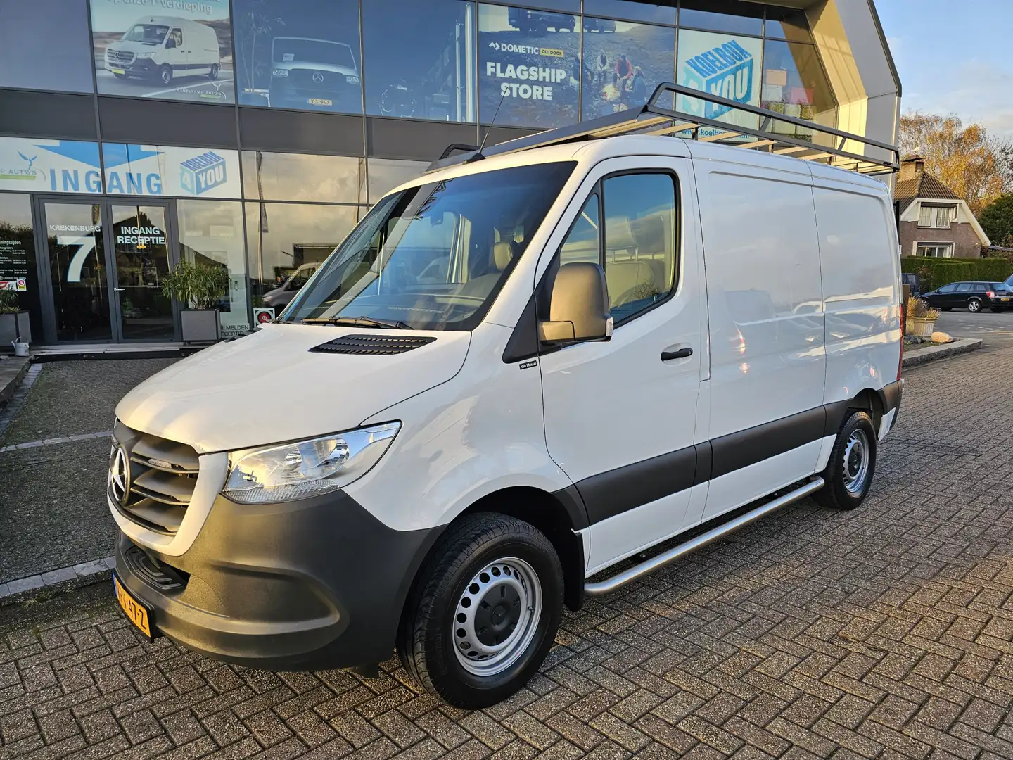 Mercedes-Benz Sprinter 315 CDI L1-H1 RWD Automaat * Navi * Camera * Cruis Weiß - 1