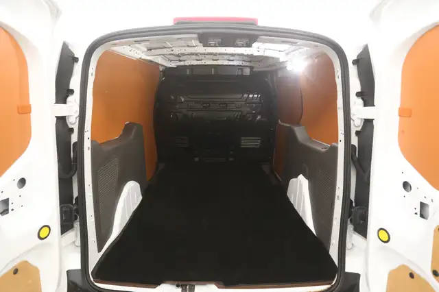 Ford Transit Connect view 3