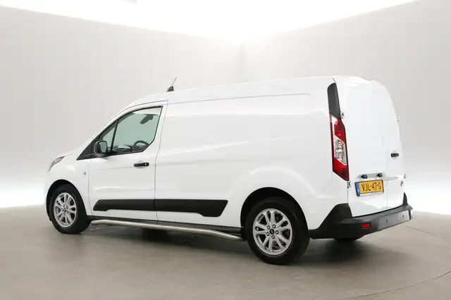 Ford Transit Connect view 4