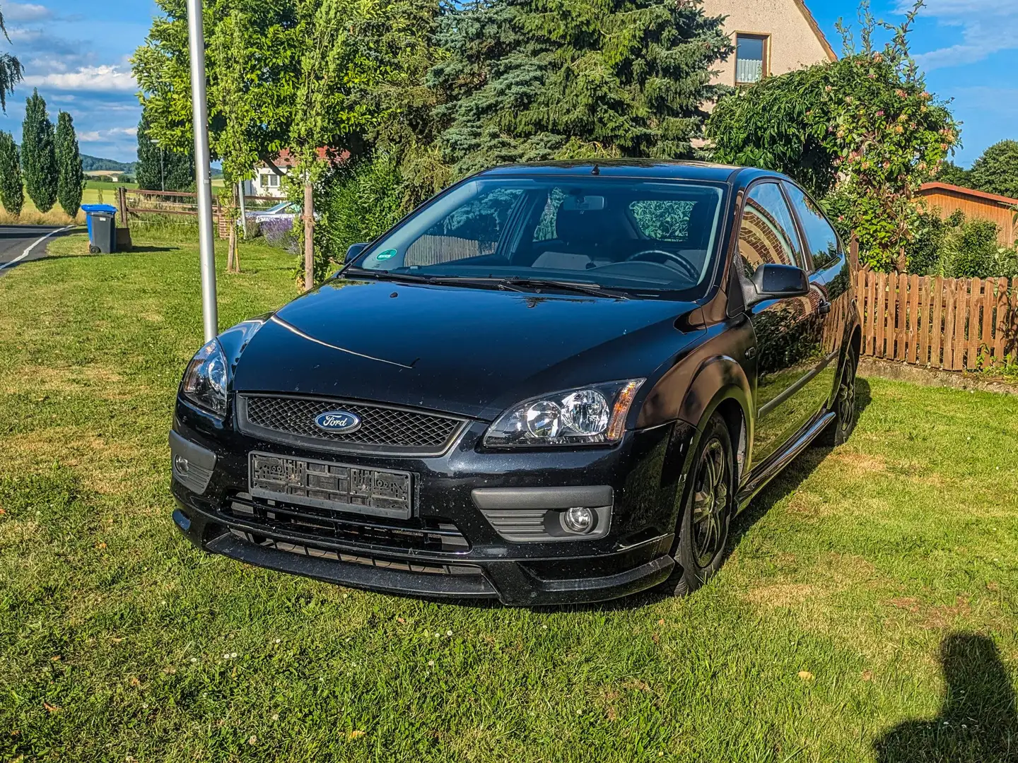 Ford Focus Focus Fließheck  3-Türer 1.6 Ti-VCT Sport Schwarz - 1