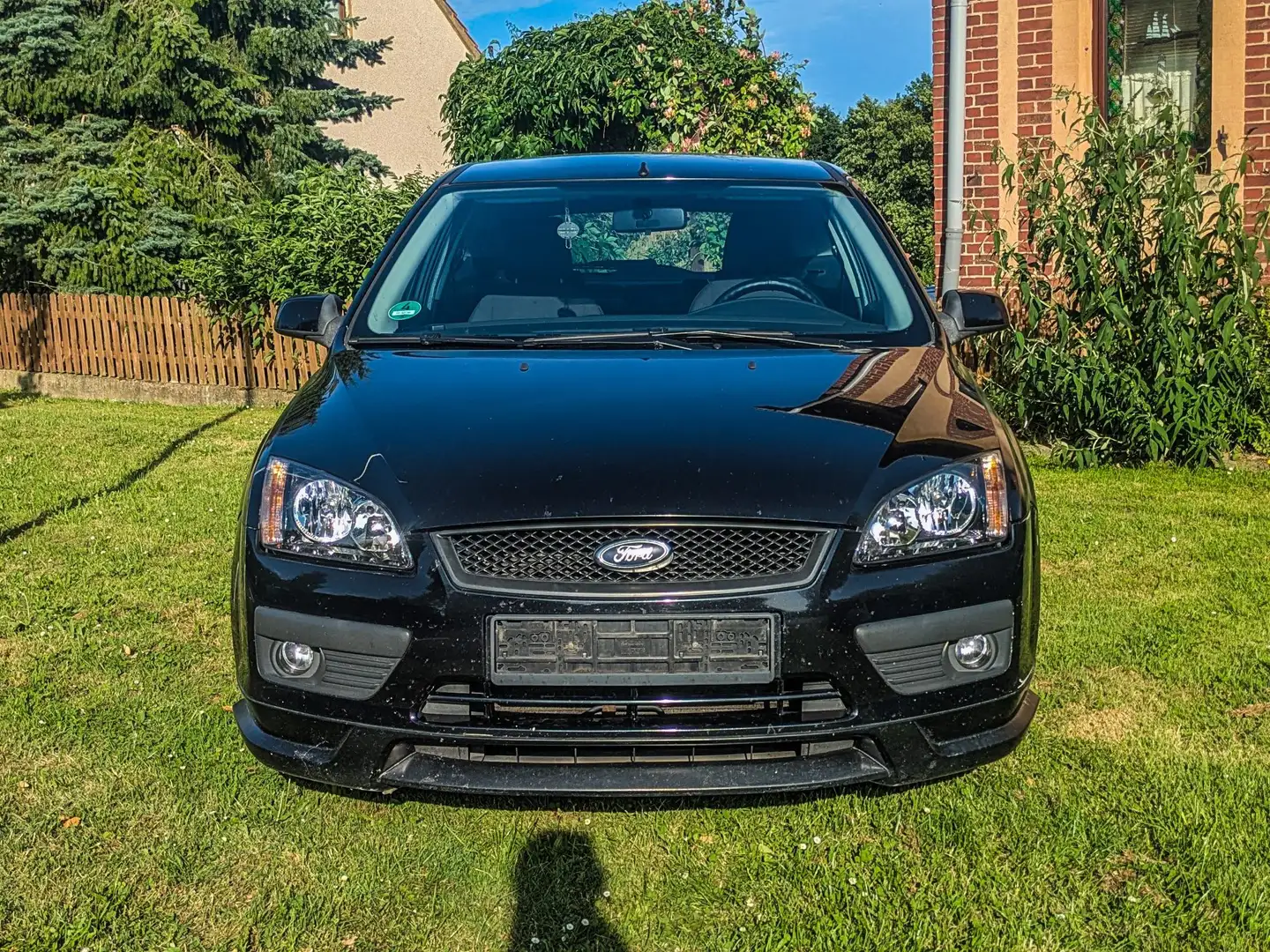Ford Focus Focus Fließheck  3-Türer 1.6 Ti-VCT Sport Schwarz - 2