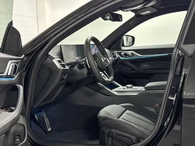 BMW 4 Series view 9