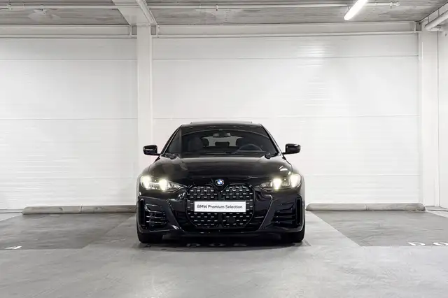BMW 4 Series view 6