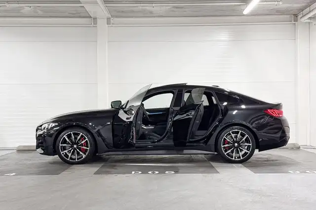 BMW 4 Series view 3