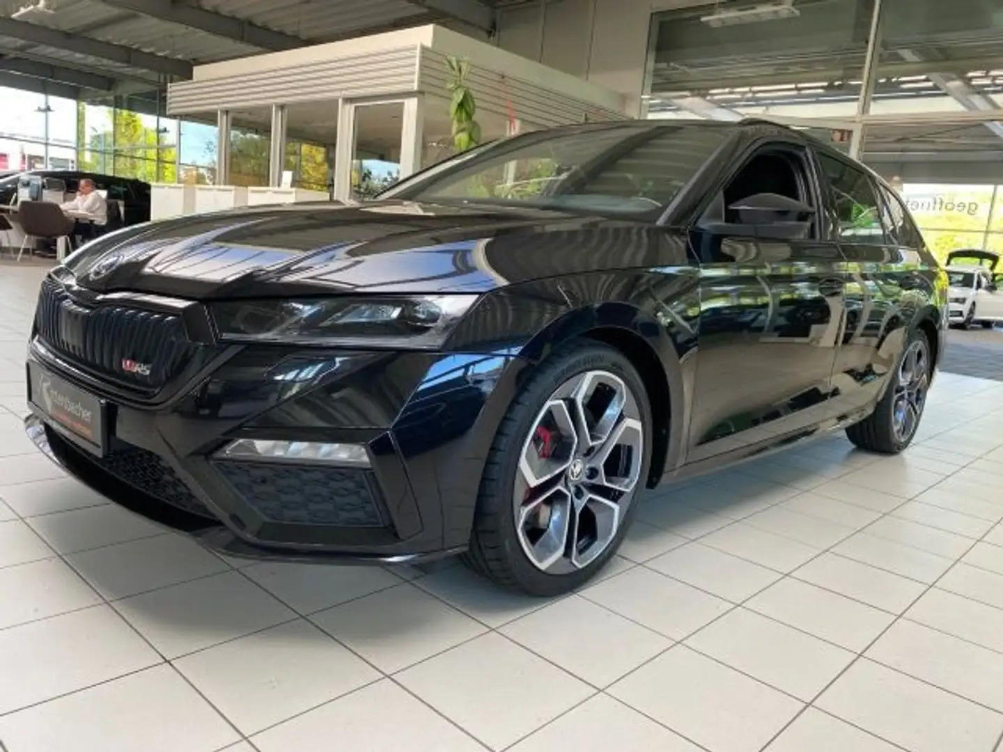 Skoda Octavia Combi RS 2.0 TSI DSG Navi pACC Klima PDC Schwarz - 2