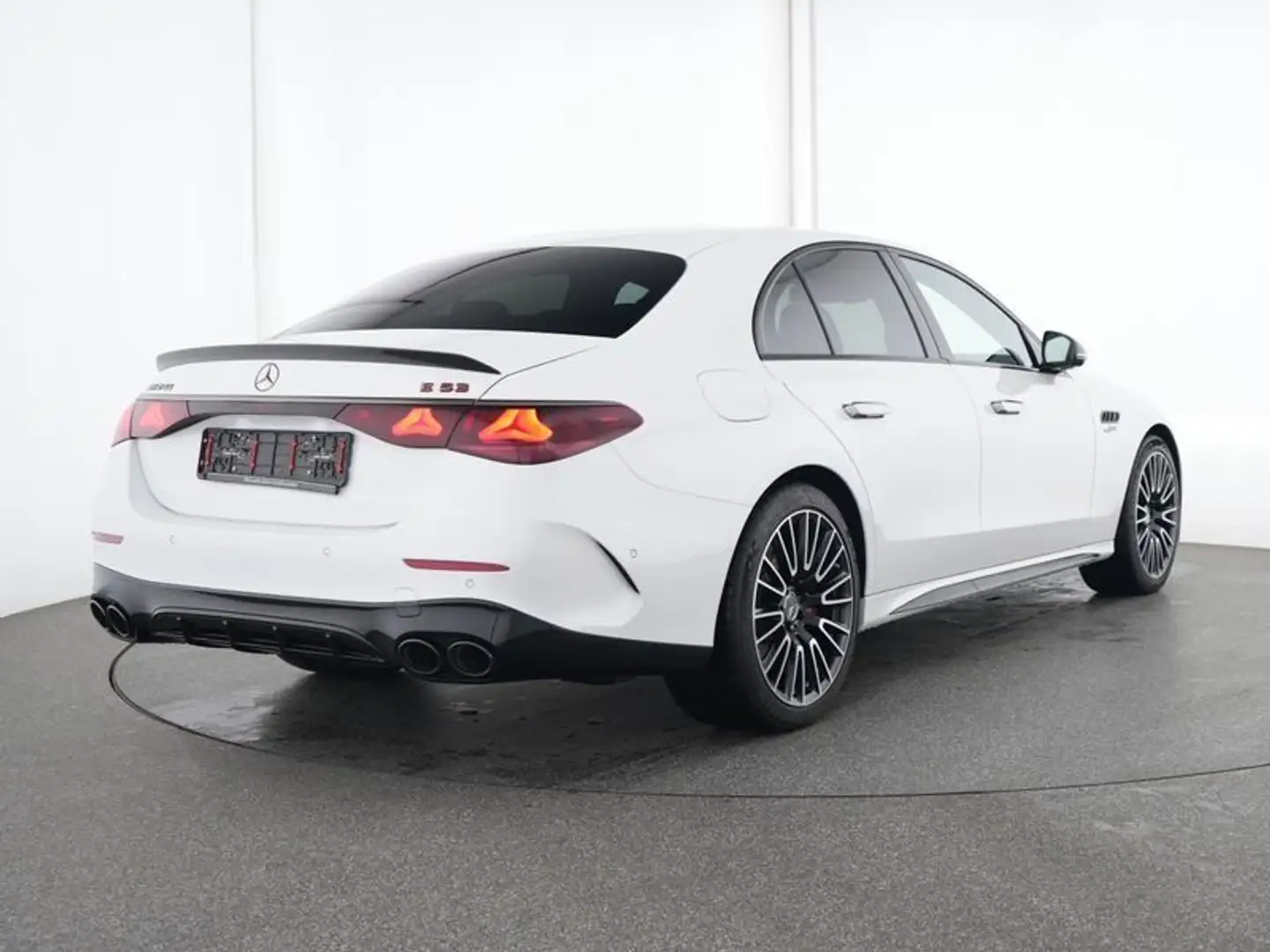 Mercedes-Benz E 53 AMG E 53 HYBRID 4M+ AMG*Distronic*Carbon*Night*360°* Weiß - 2