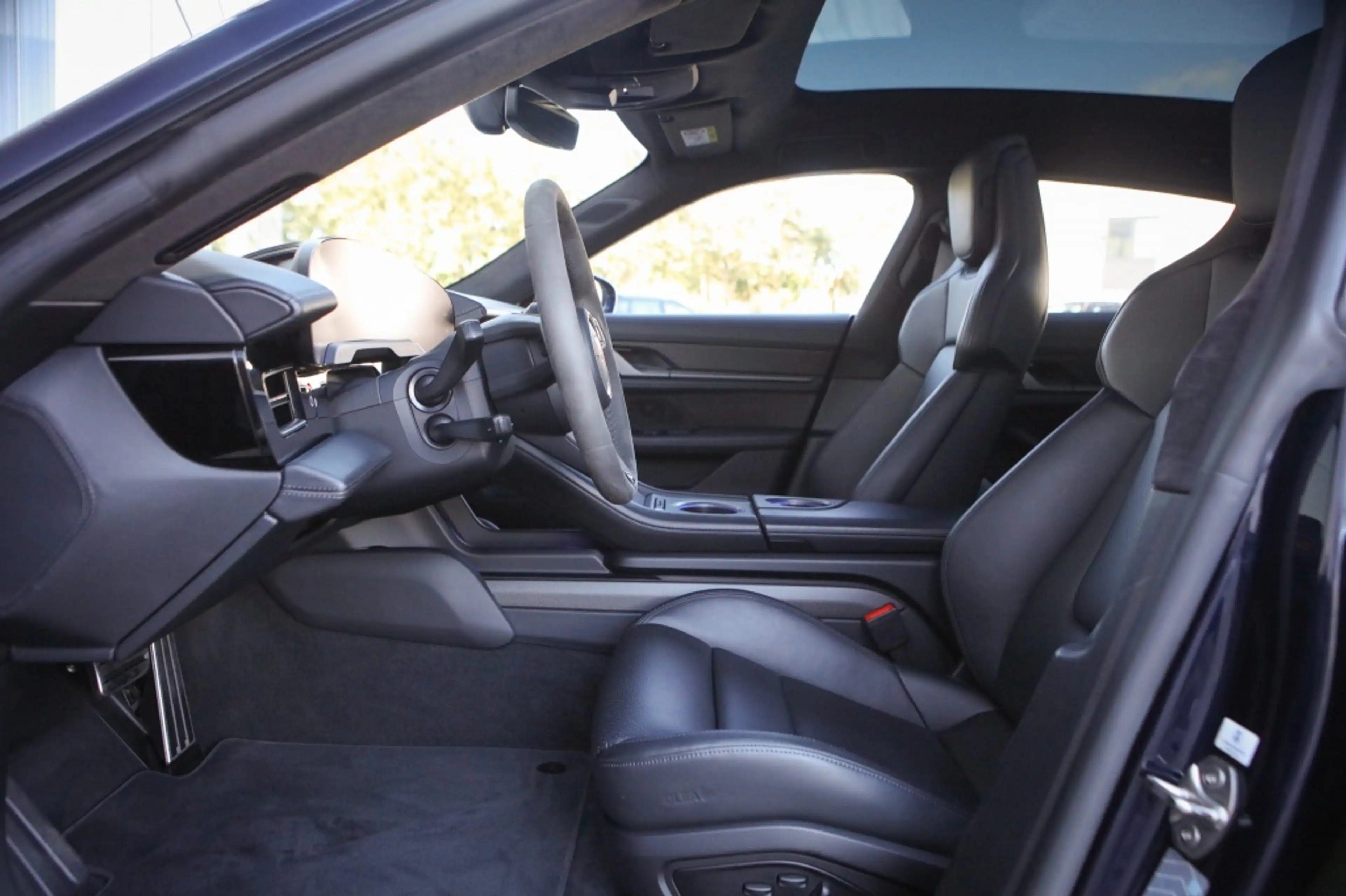 Porsche Taycan Sport Turismo GTS 93 kWh | Burmester | Carbon | Sp — photo 14