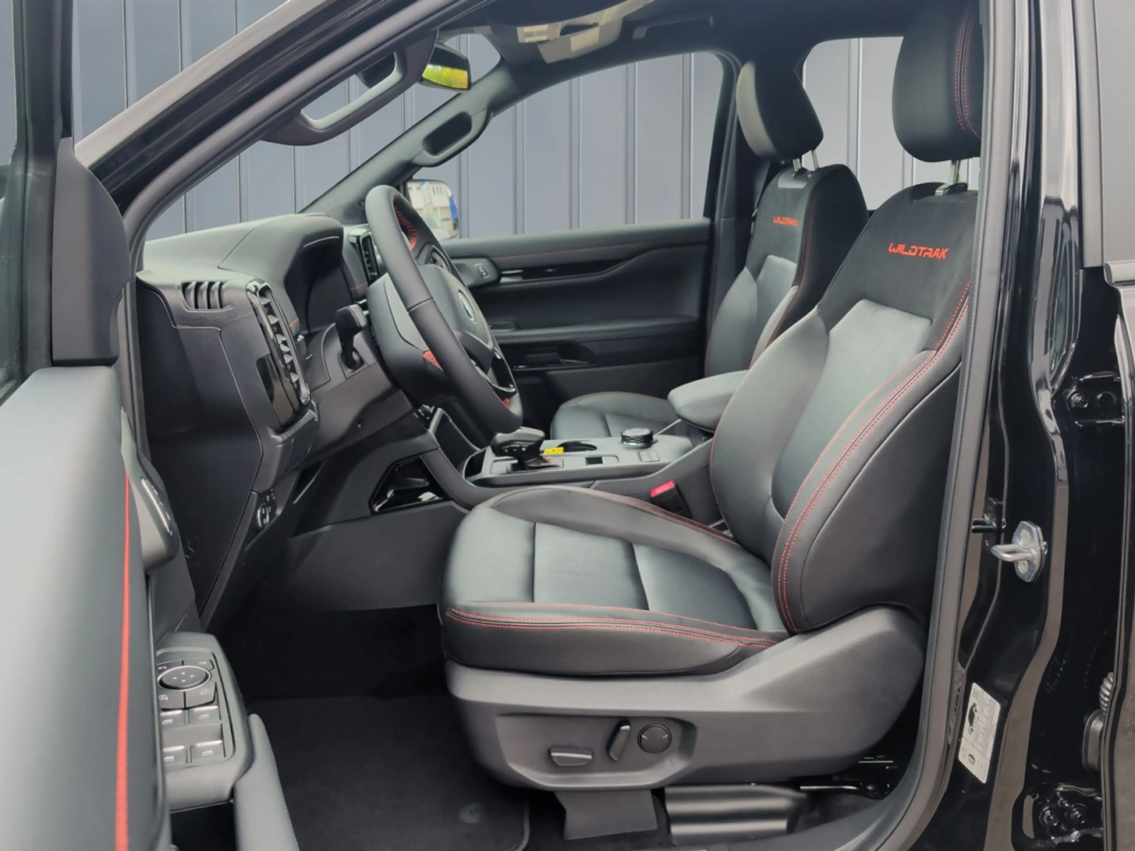Ford Ranger DK Wildtrak Plug-In-Hybrid AHK+360Kamera Klima — photo 12
