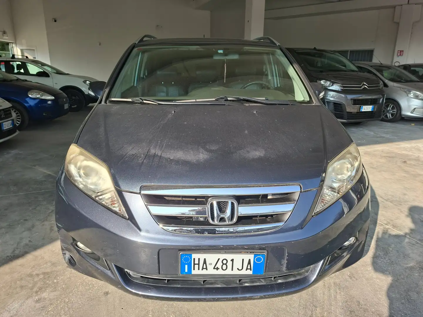 Honda FR-V 2.2 CDTI Grau - 2