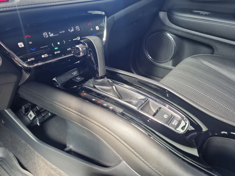 Honda HR-V 1.5 Executive El. PanoSchiebedach*NAV*LED*DAB*SD*S — photo 13
