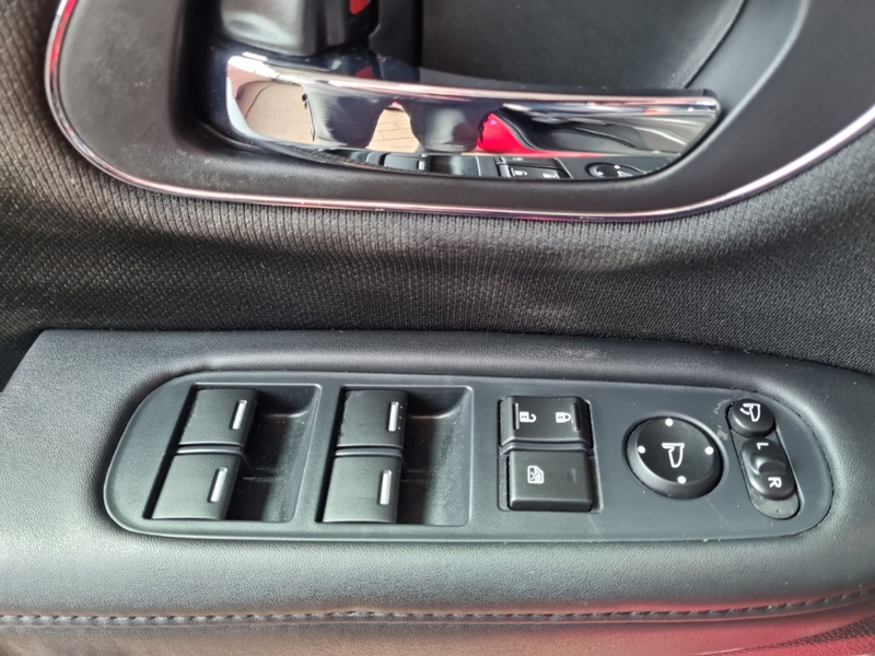 Honda HR-V 1.5 Executive El. PanoSchiebedach*NAV*LED*DAB*SD*S — photo 12