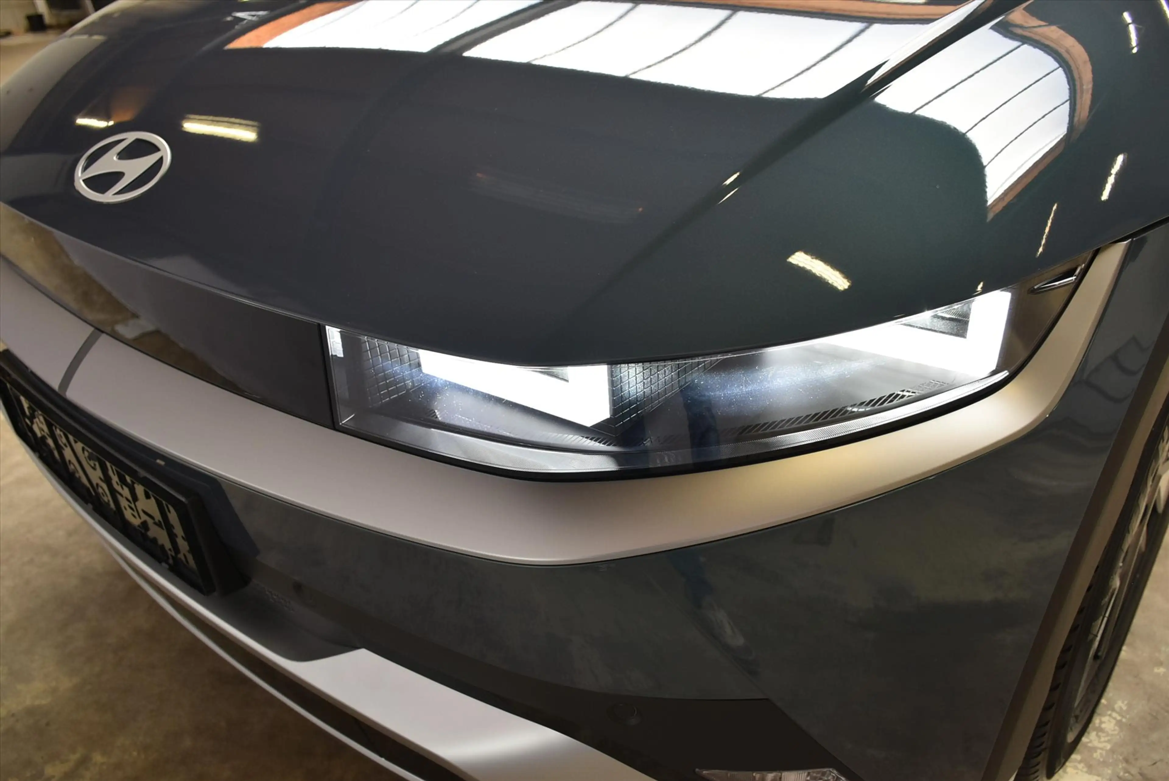 Hyundai IONIQ 5 84 kWh RWD Pure Edition || Voorraad Deal! — photo 40