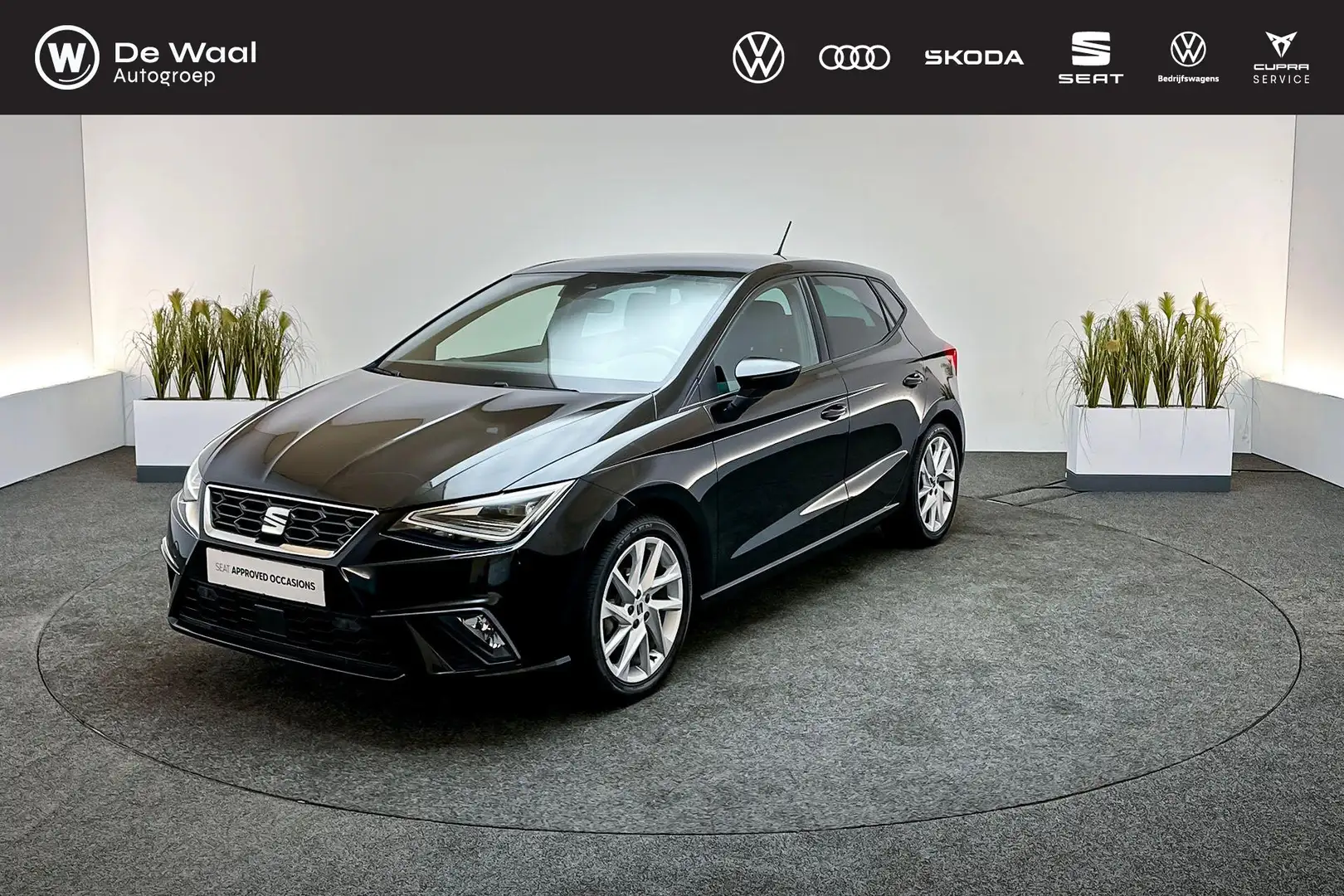 SEAT Ibiza 1.0 95pk EcoTSI FR | AppleCarplay/AndroidAuto, Par Negro - 1