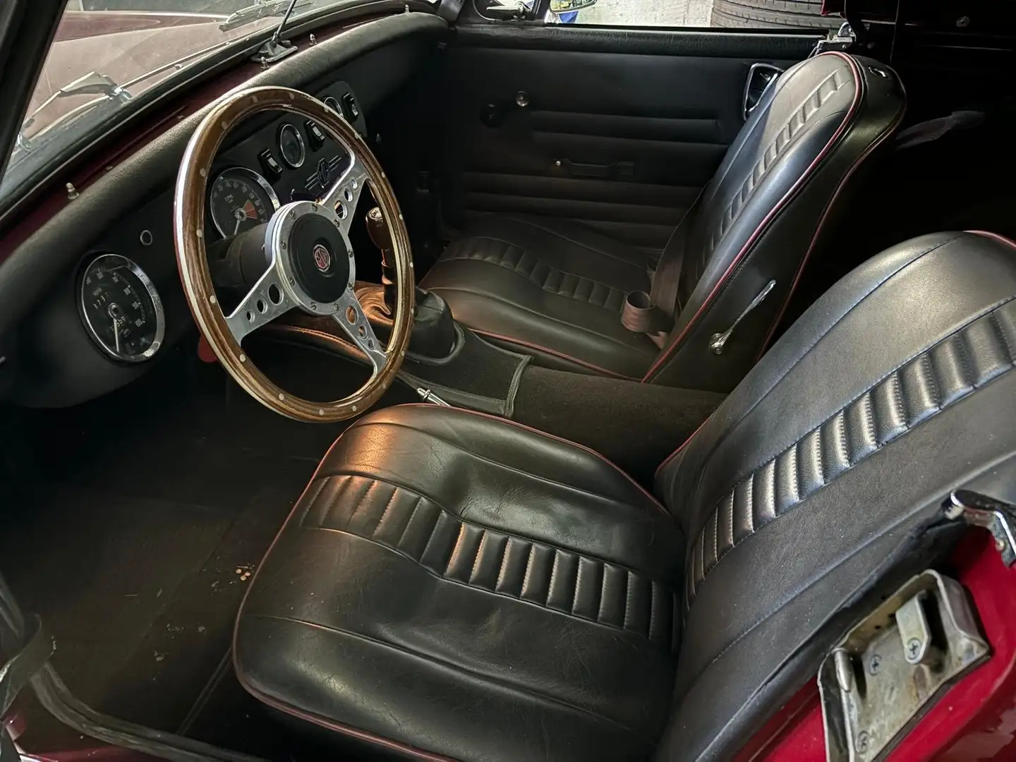 MG MGB Midget Rood - 2