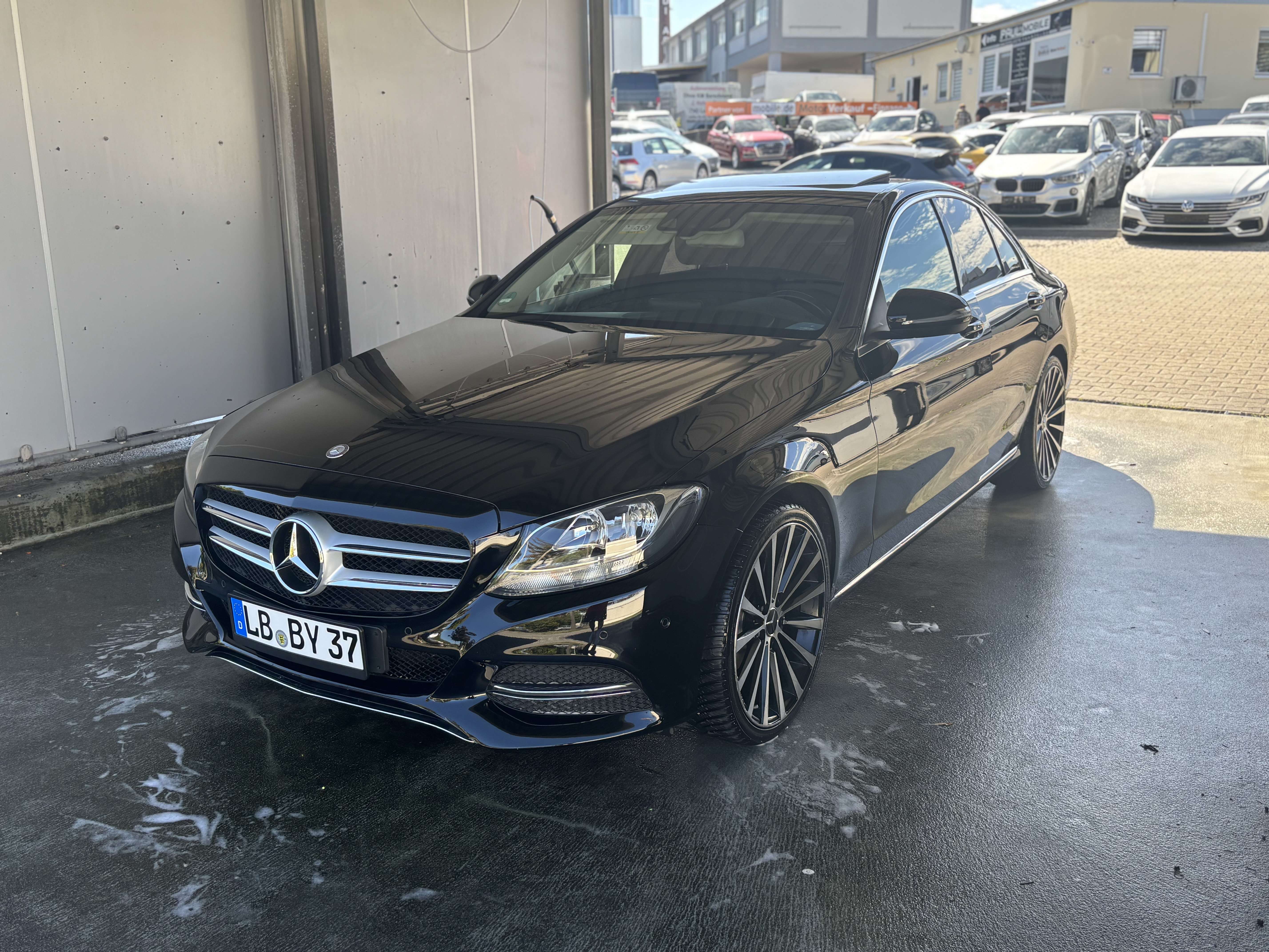 Second hand Mercedes Benz C-Class 