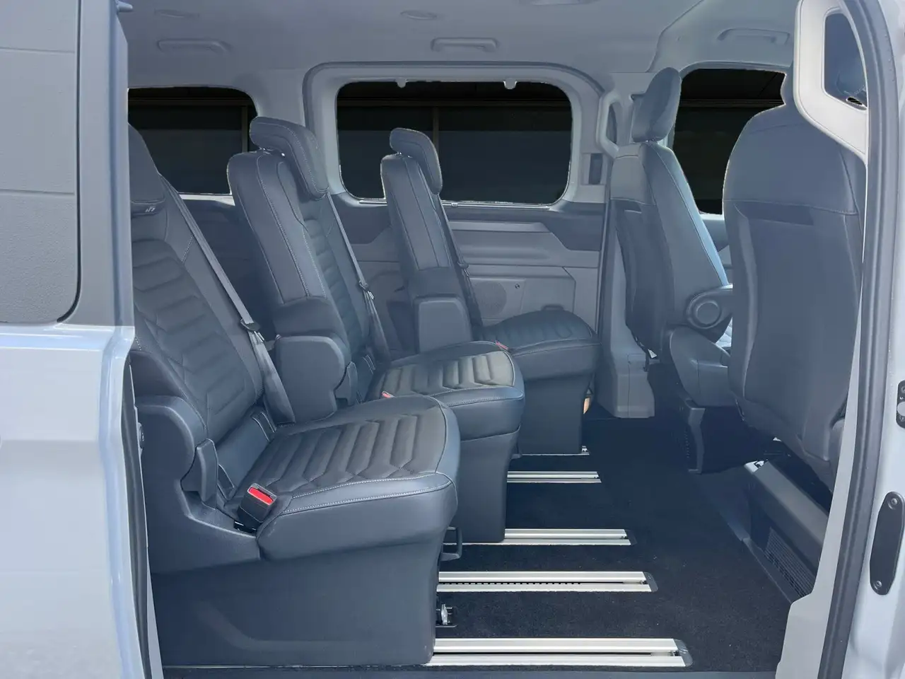 Ford Tourneo Custom 2026 — фото 8