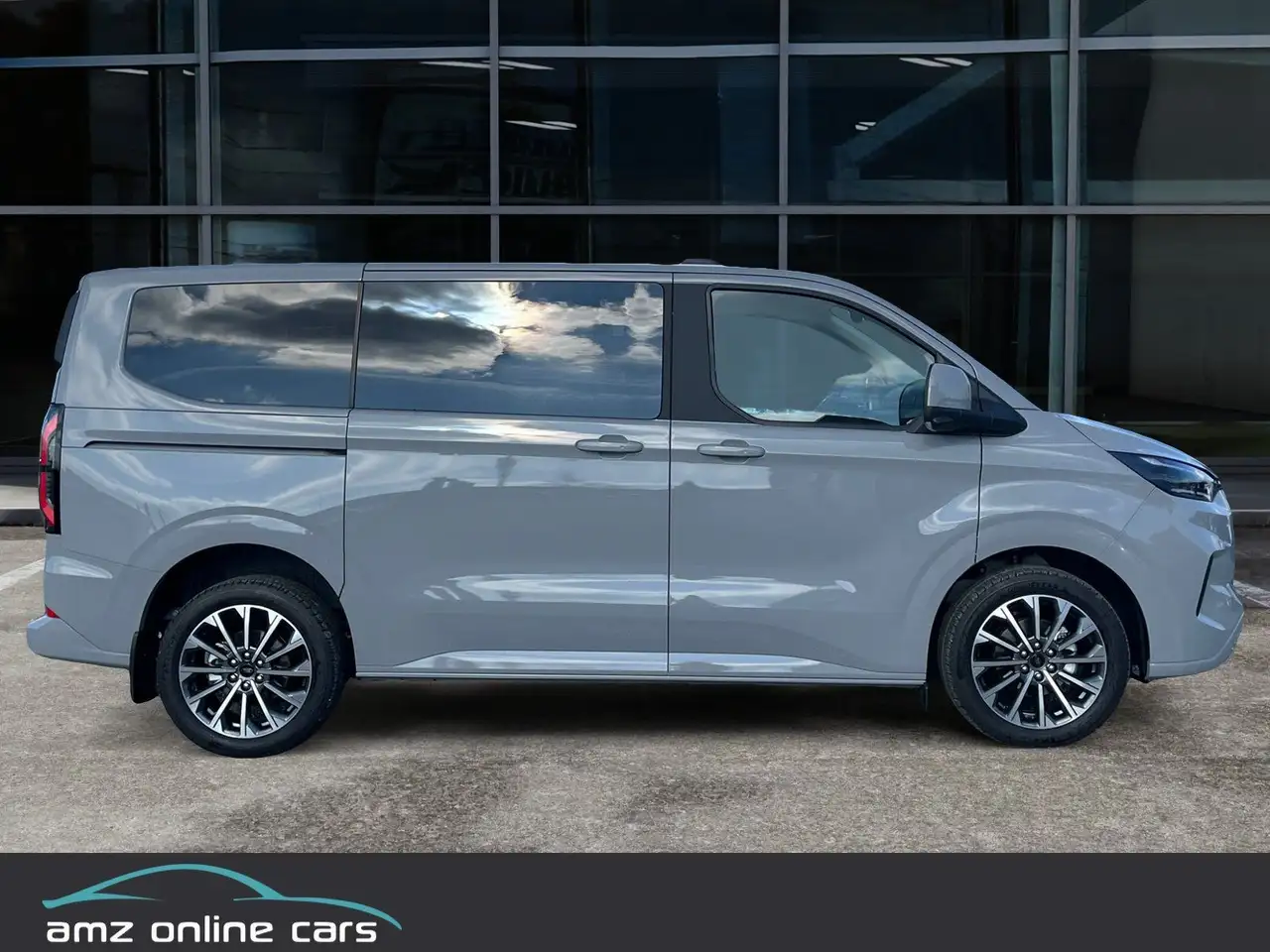 Ford Tourneo Custom 2026