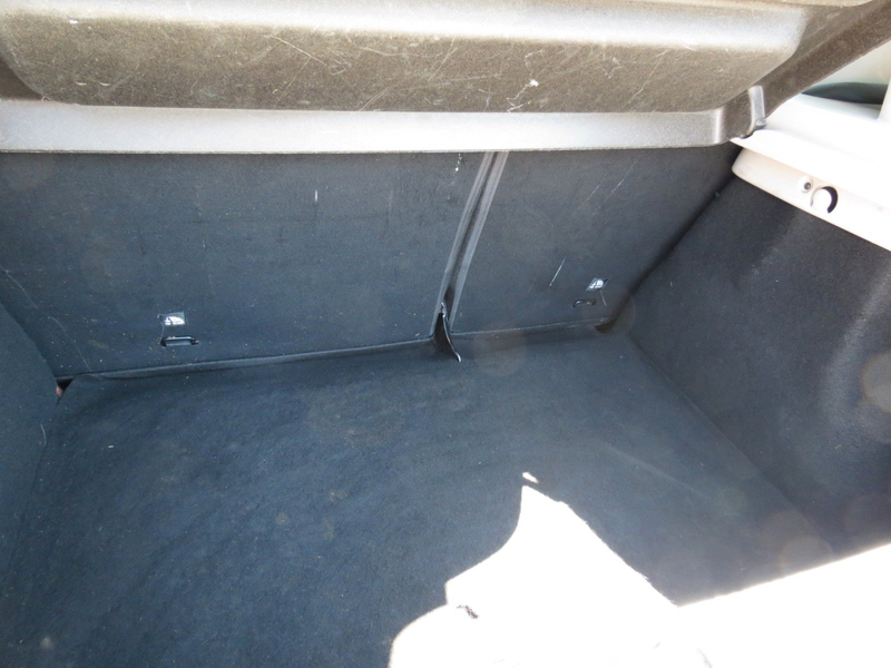 Dacia Sandero II Laureate *Navi, PDC, TÜV neu, TOP* — photo 15