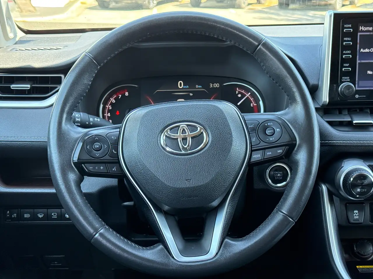 Toyota RAV 4 снимка Toyota RAV 4