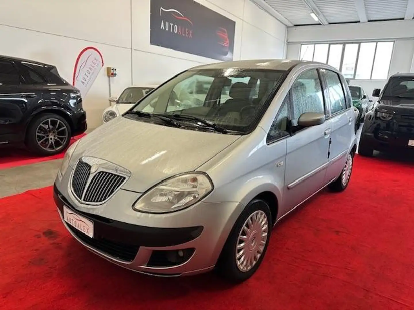 Lancia MUSA 1.4 16v Platino Plus 100 NEOPATENTATI Argento - 1