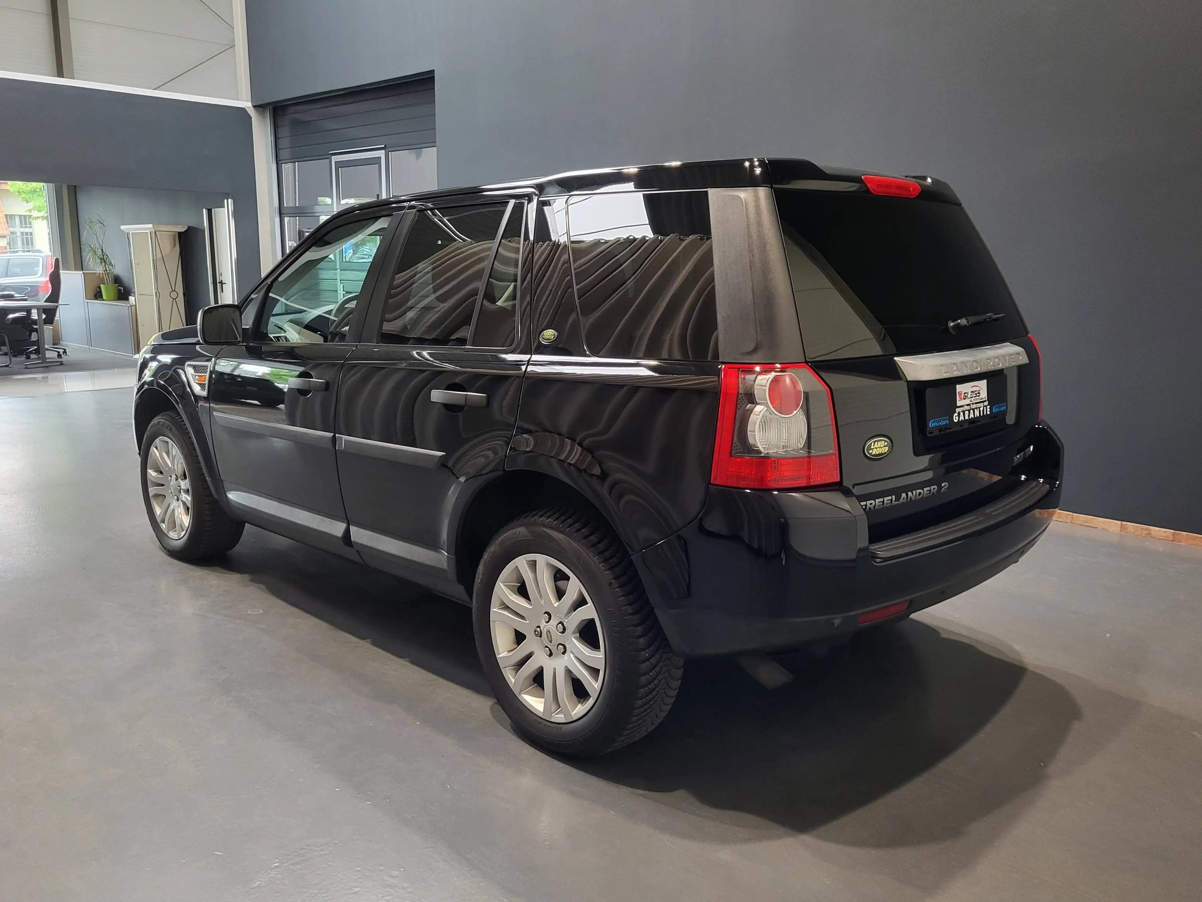 Land Rover Freelander 2.2Td4 HSE *Navi| Xenon| Pano* — photo 5