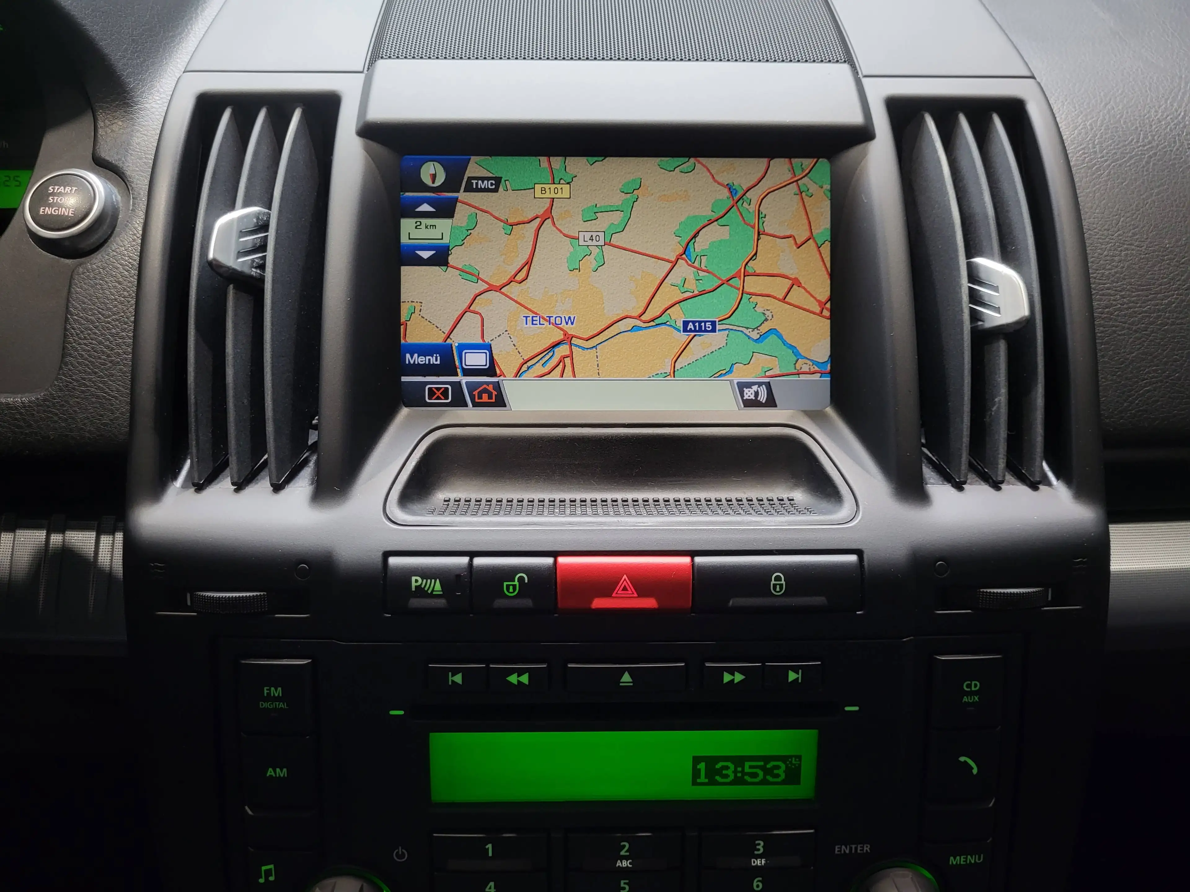 Land Rover Freelander 2.2Td4 HSE *Navi| Xenon| Pano* — photo 11