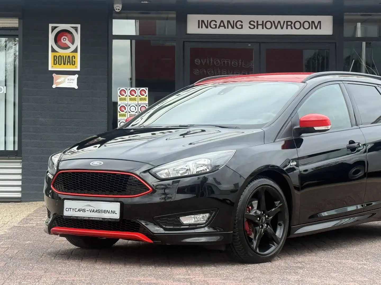 Ford Focus 1.0 ST-Line 125 pk apple carplay camera climate ct Zwart - 2