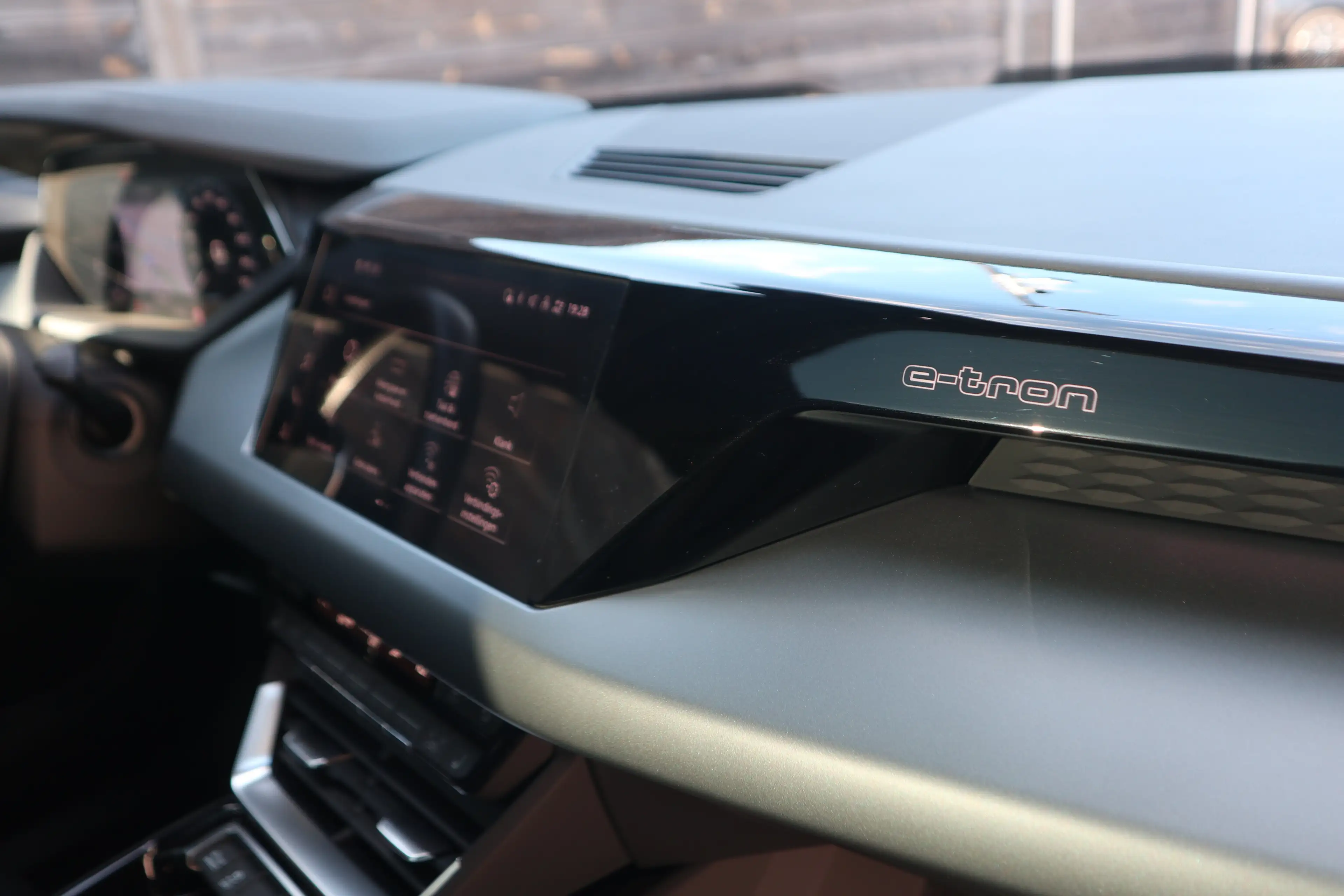 Audi e-tron GT Adapt/Pano/B&O/Leder/Laser Matrix/360°/Head-up — photo 10