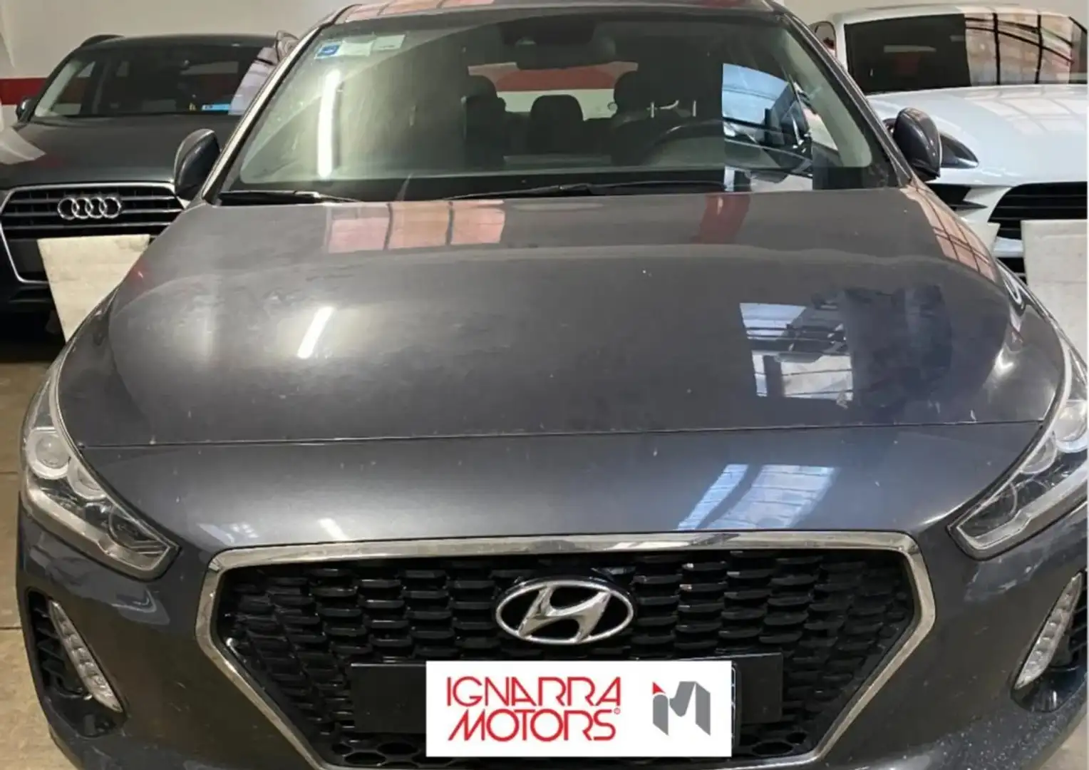 Hyundai i30 i30 1.6 crdi Business 110cv FH968PW Grigio - 1
