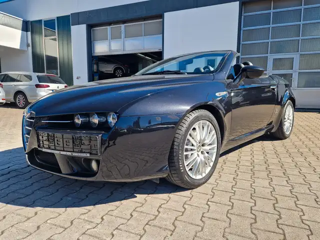 Alfa Romeo Spider 2.2 JTS 16V /Vollleder P. Frau/SHZ/Xenon