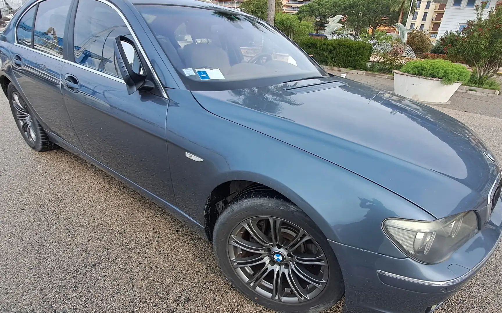 BMW 740 740Li Futura auto Gris - 1