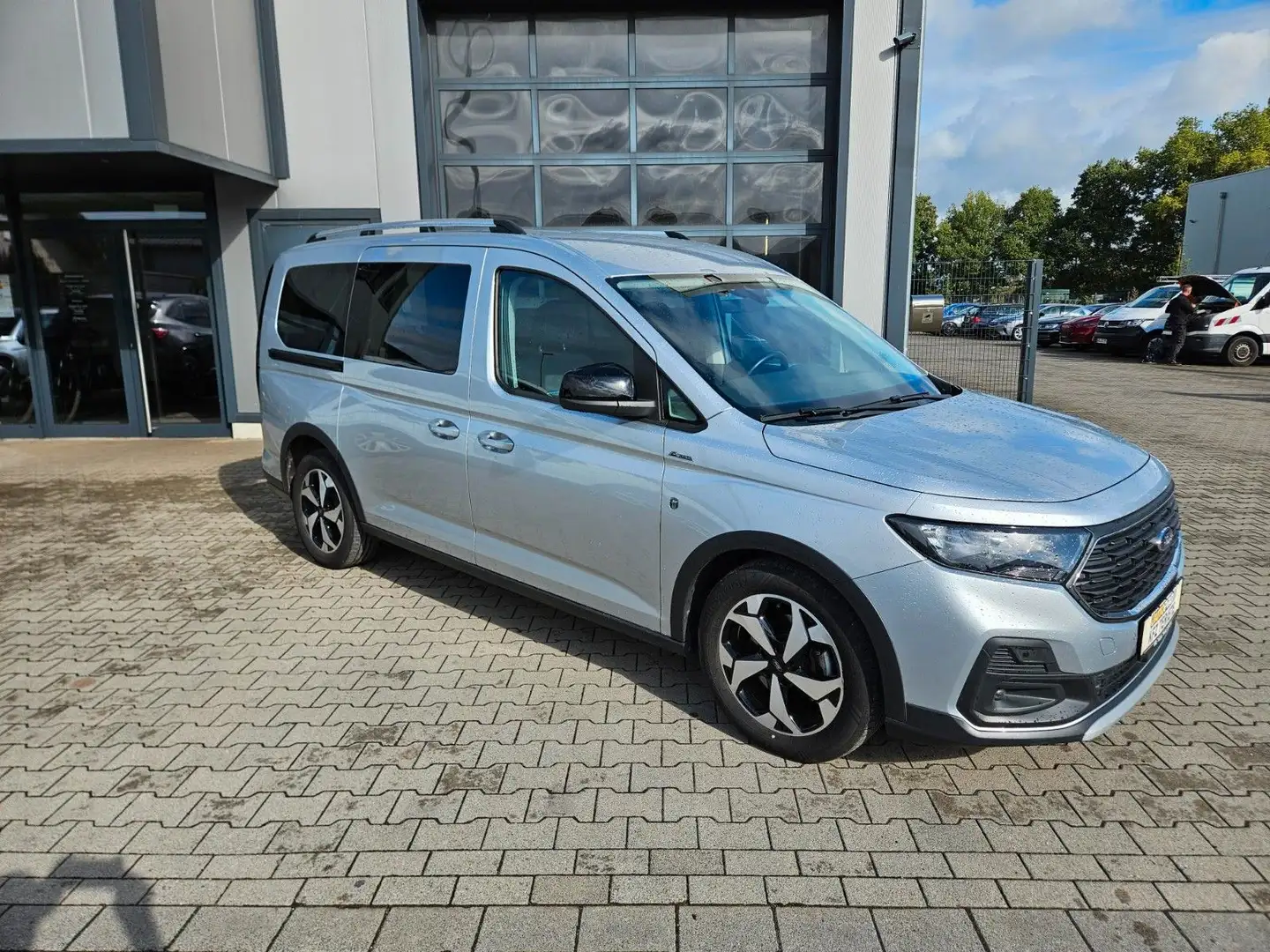 Ford Grand Tourneo Connect Active 7sitzer RFK Silber - 1